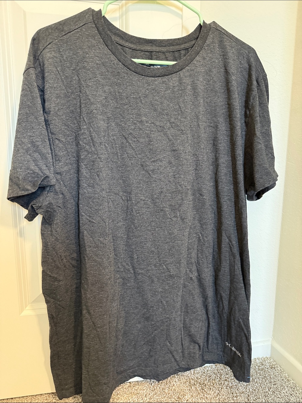 Columbia Men's Crew Neck T-Shirt - Charcoal Gray